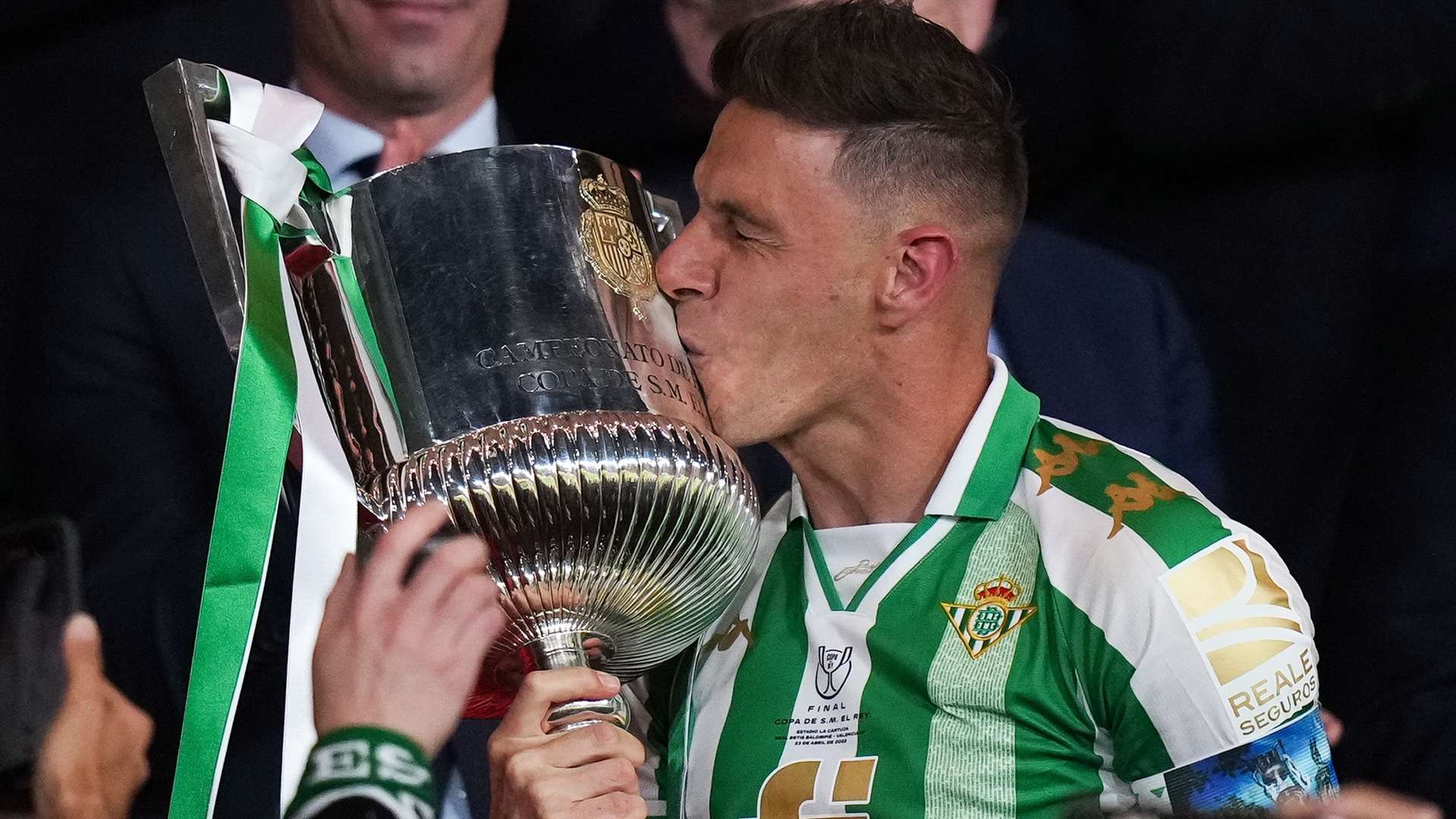 也暴露了马 也暴露了马