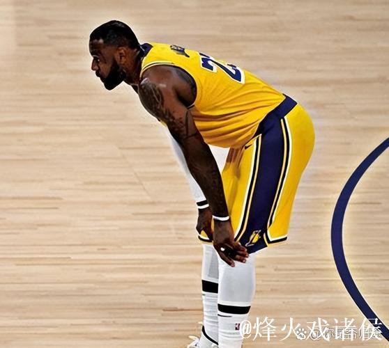 詹姆斯36分钟26分致胜罚球,41岁依旧争冠有望 詹姆斯36分钟26分致胜罚球,41岁依旧争冠有望